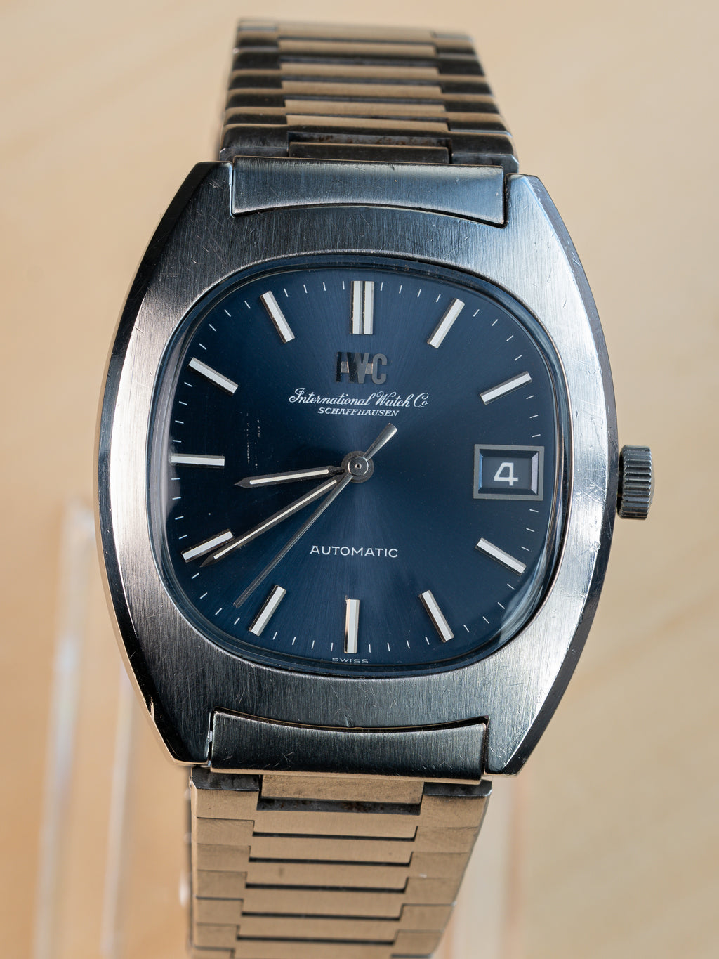IWC 'TV-shape cushion' - full set