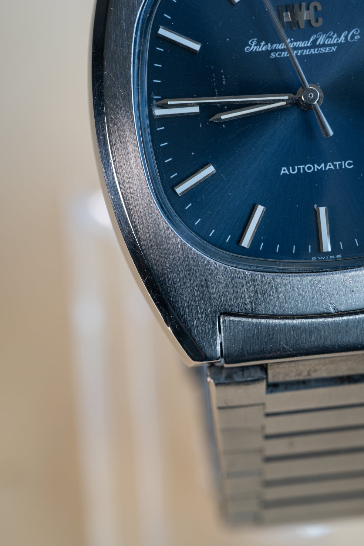IWC 'TV-shape cushion' - full set