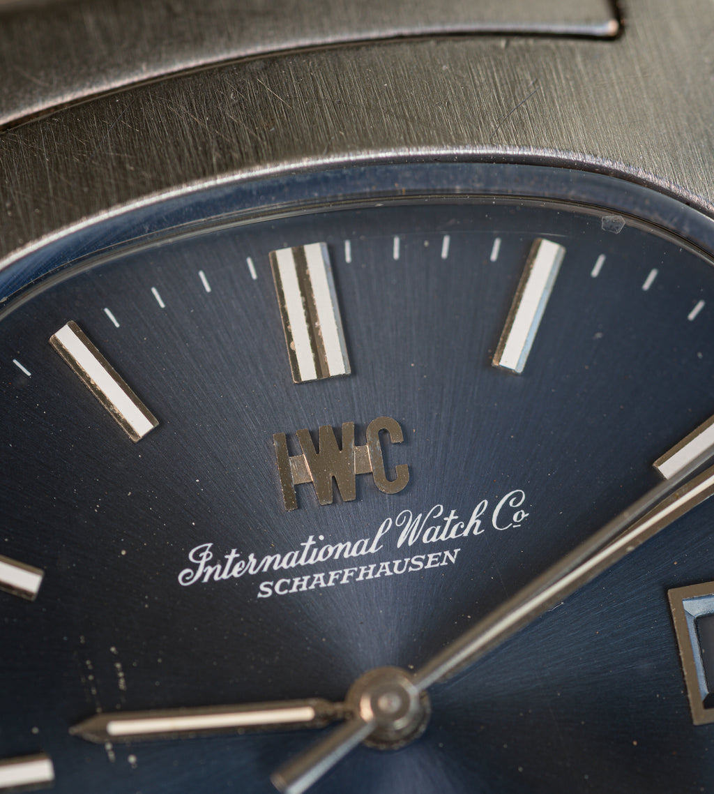 IWC 'TV-shape cushion' - full set