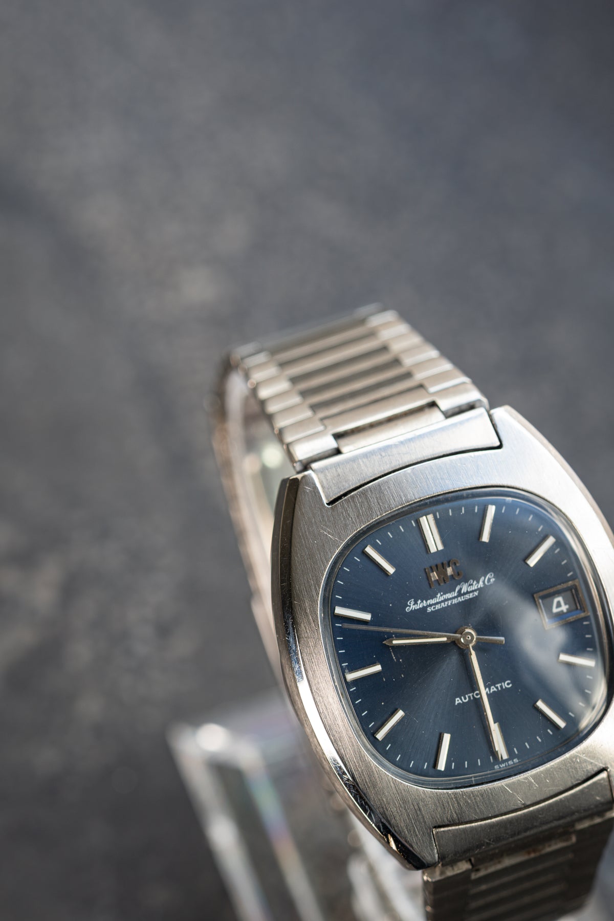 IWC 'TV-shape cushion' - full set
