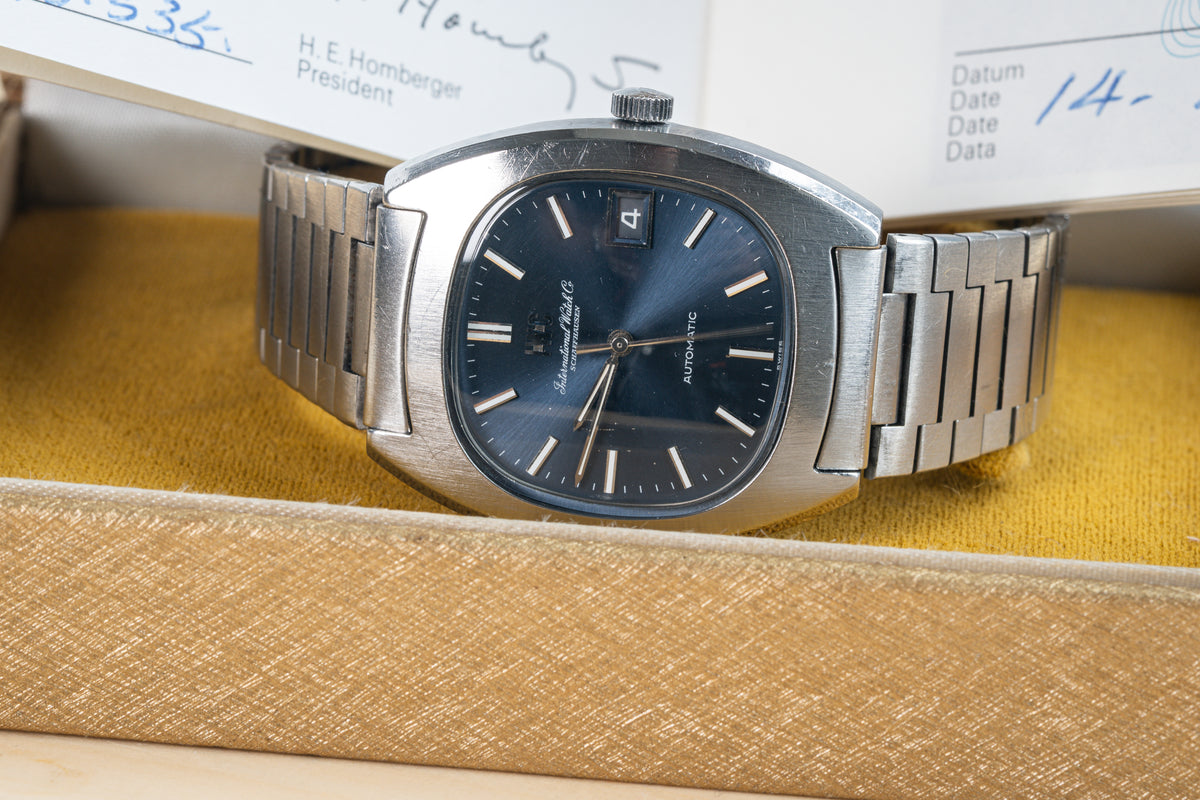 IWC 'TV-shape cushion' - full set
