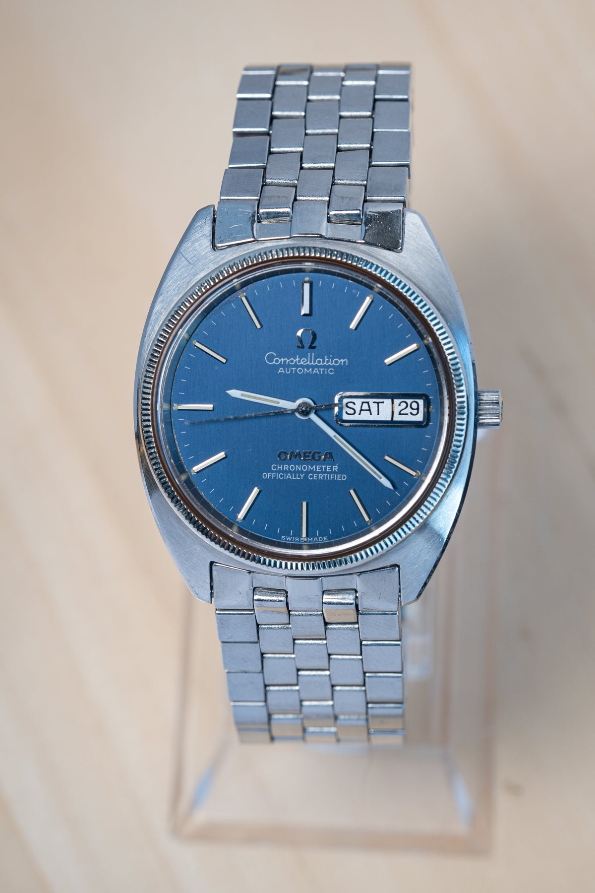 Omega Constellation C-shape