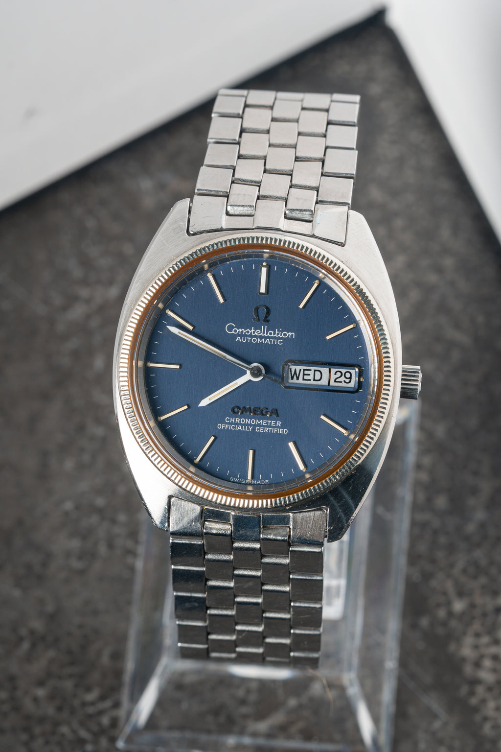 Omega Constellation C-shape