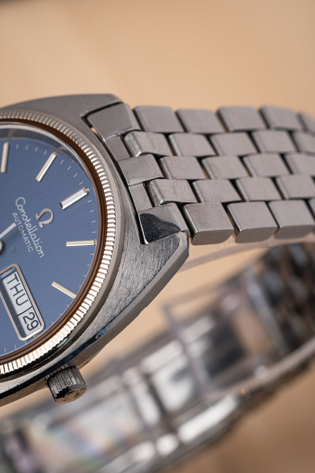 Omega Constellation C-shape