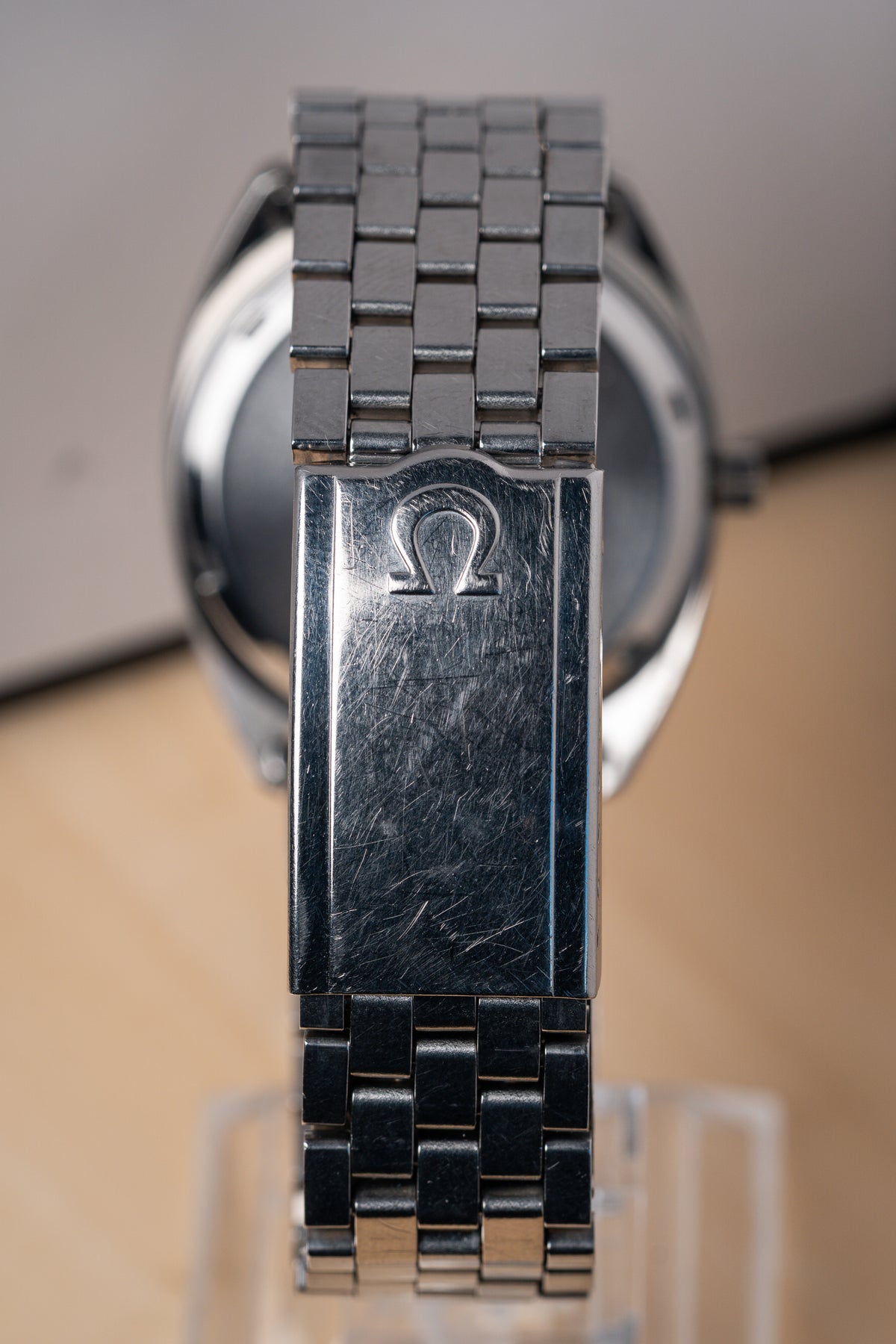 Omega Constellation C-shape