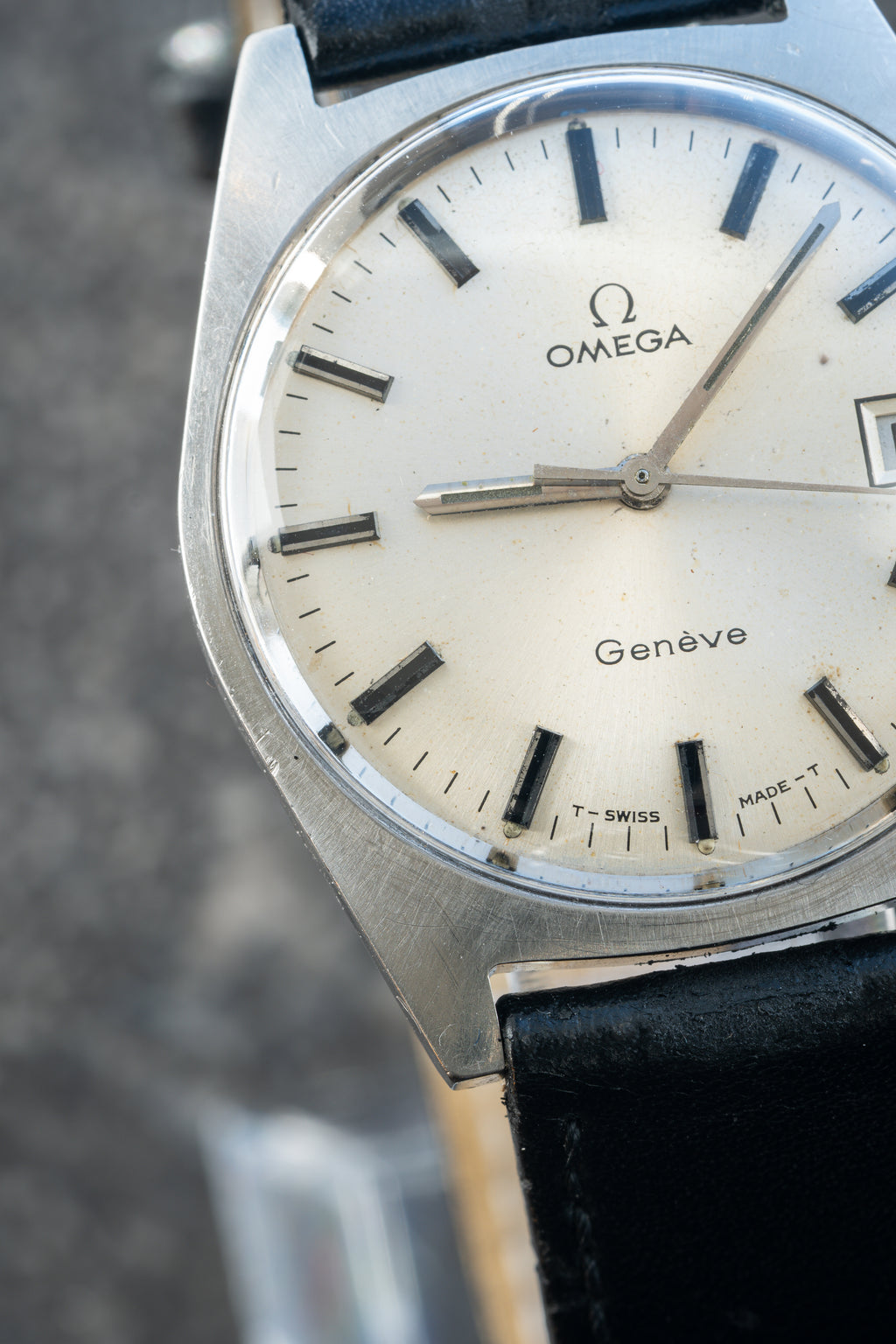 Omega Genève silver dial