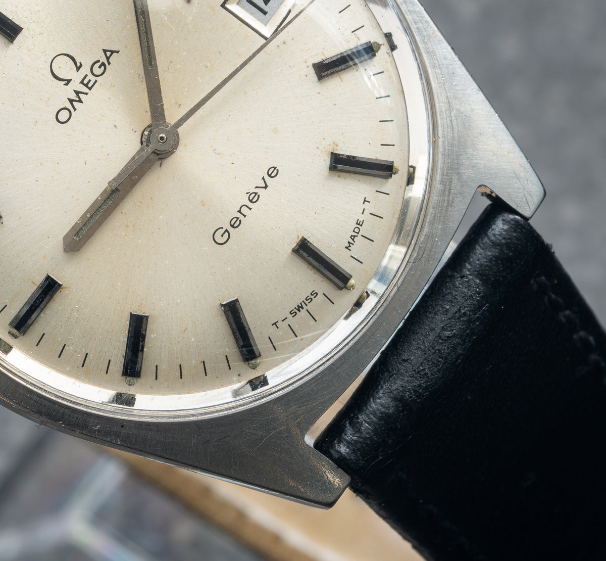 Omega Genève silver dial