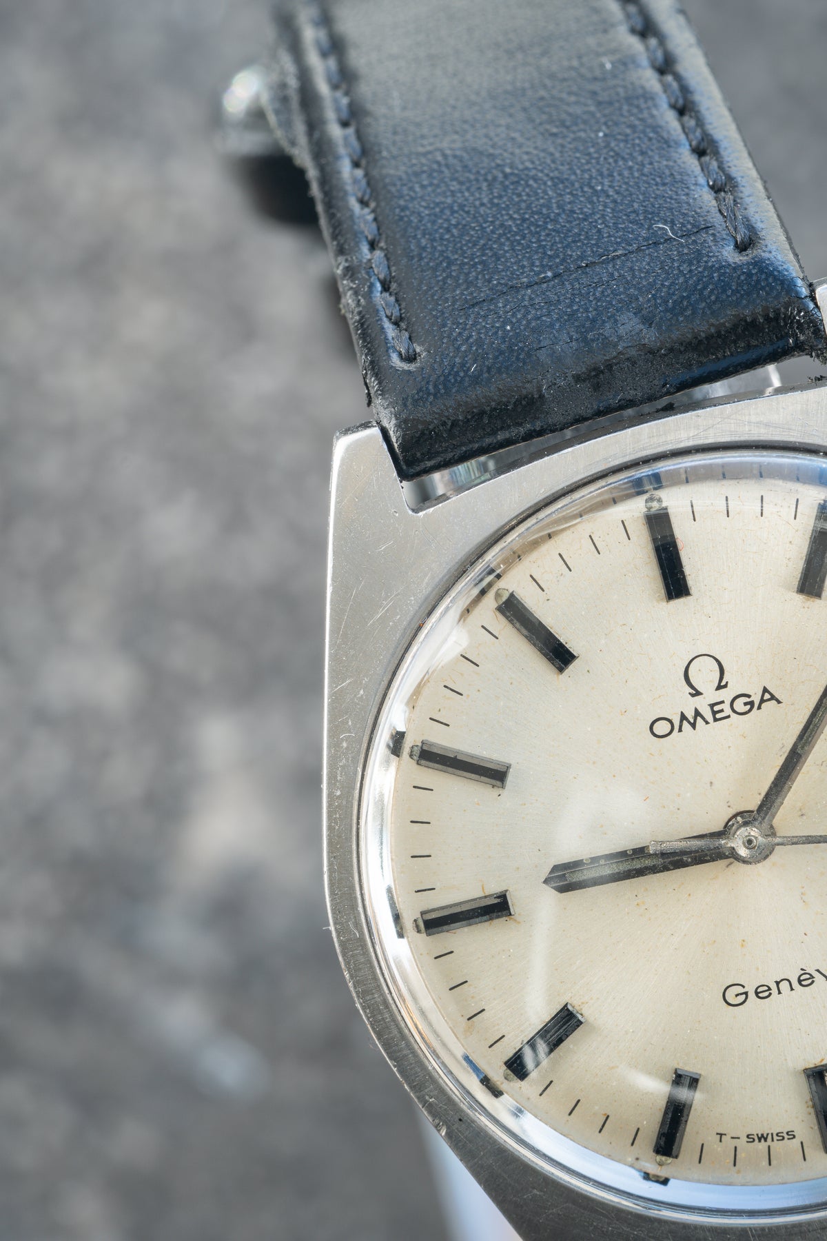 Omega Genève silver dial